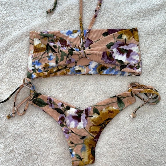 Handmade bikini👙 - Picture 2 of 4
